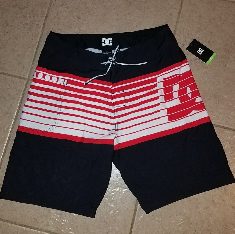 NWT DC brand shorts size 33